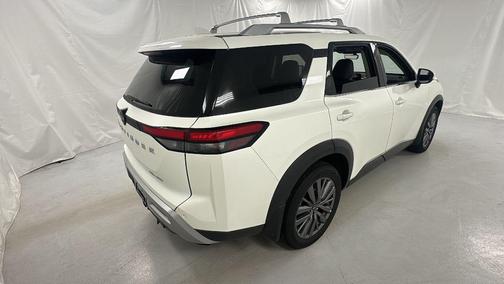 2024 Nissan Pathfinder SL 4WD