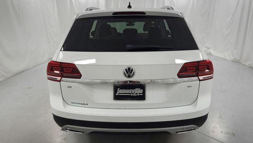 Pure White 2018 Volkswagen Atlas 3.6L SE