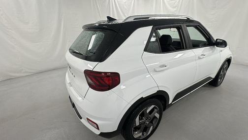 2022 Hyundai VENUE Limited