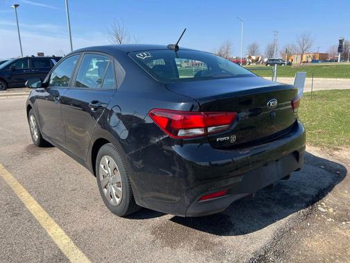 Aurora Black 2018 Kia Rio S