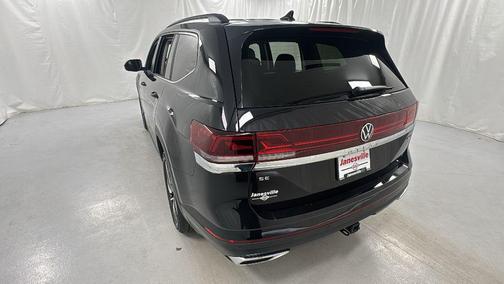 Mountain Lake Blue 2025 Volkswagen Atlas 2.0T SE w/Technology 4MOTION