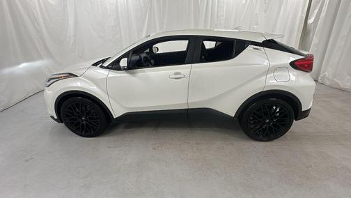 2020 Toyota C-HR XLE