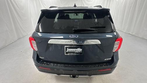 Stone Blue Metallic 2022 Ford Explorer XLT