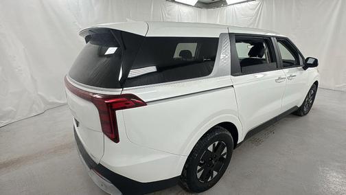 Snow White Pearl 2026 Kia Carnival Hybrid LXS