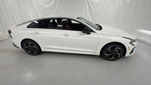 Snow White Pearl 2026 Kia K5 GT-Line AWD