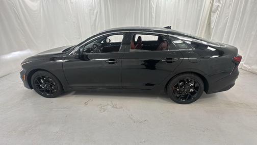 2026 Kia K5 GT-Line AWD