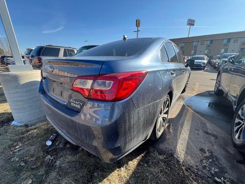 2017 Subaru Legacy Limited