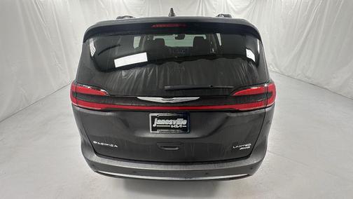2021 Chrysler Pacifica Limited