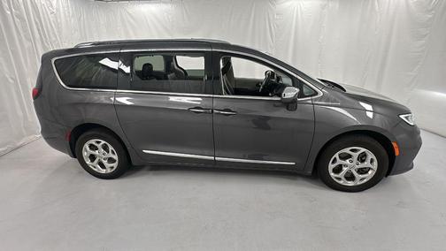 2021 Chrysler Pacifica Limited