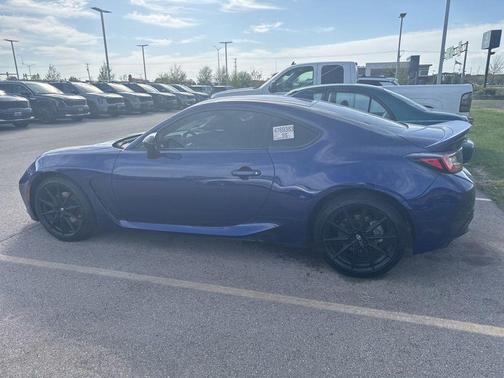 Trueno Blue 2023 Toyota GR86 Premium