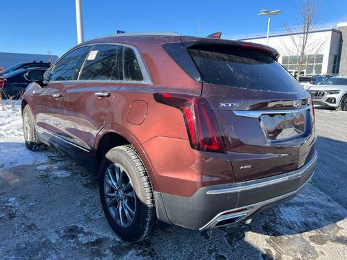 2022 Cadillac XT5 Premium Luxury