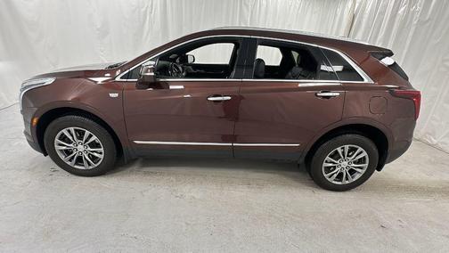 Rosewood Metallic 2022 Cadillac XT5 Premium Luxury