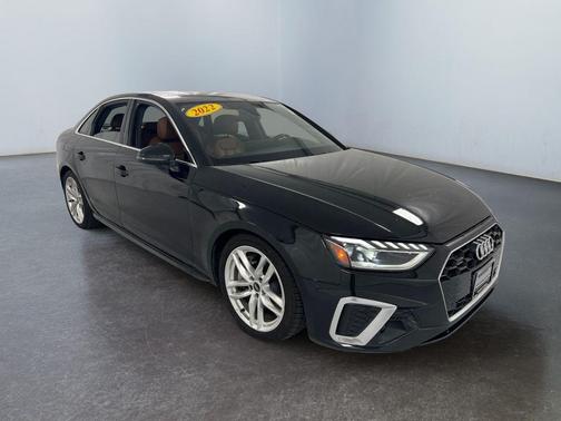 2022 Audi A4 45 S line Premium Plus