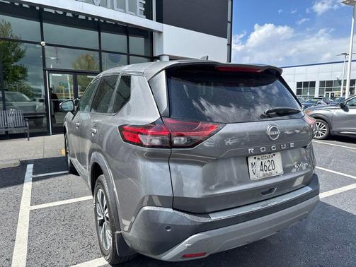 Gun Metallic 2022 Nissan Rogue SV
