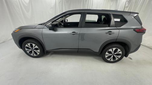 Gun Metallic 2022 Nissan Rogue SV