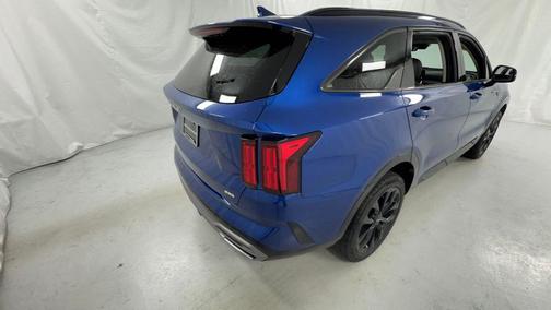 Sapphire Blue 2023 Kia Sorento SX
