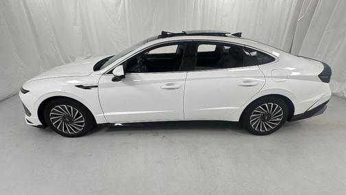 2024 Hyundai SONATA Hybrid Limited