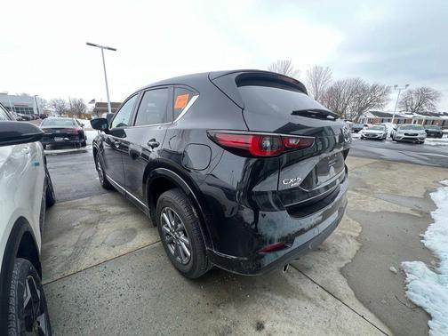2025 Mazda CX-5 2.5 S Select Package