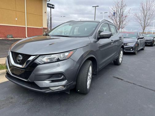 2021 Nissan Rogue Sport SV