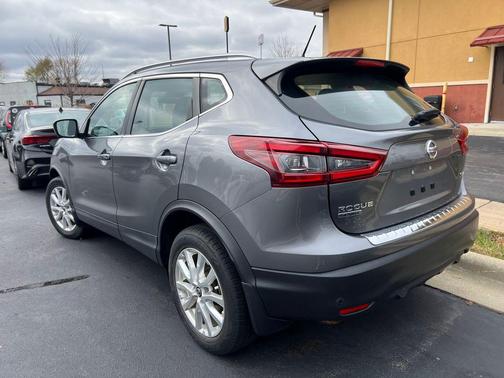 2021 Nissan Rogue Sport SV