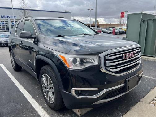 2017 GMC Acadia SLE-2