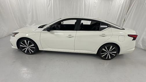2020 Nissan Altima SR FWD