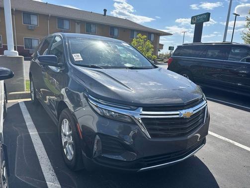 Iron Gray Metallic 2022 Chevrolet Equinox 1LT