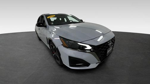 Gray Sky Pearl 2024 Nissan Altima SR FWD