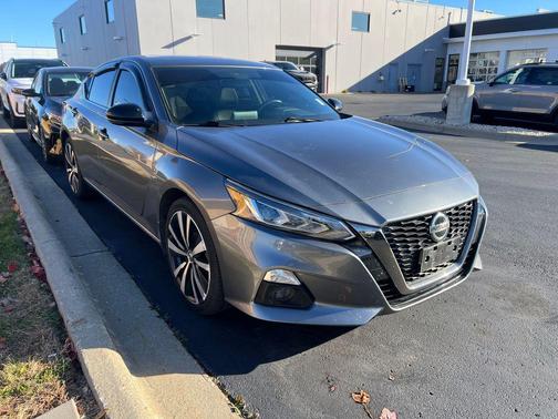 2020 Nissan Altima SR Intelligent AWD