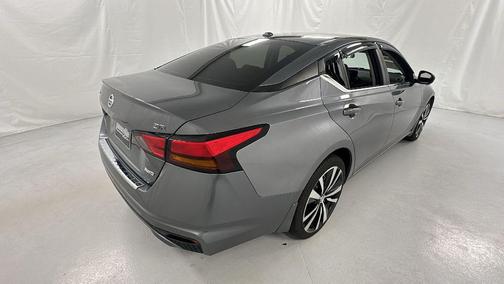 2020 Nissan Altima SR Intelligent AWD