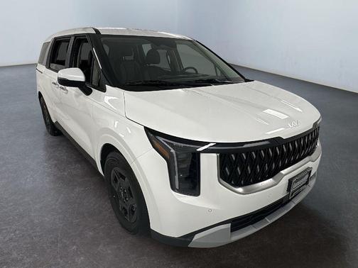 Snow White Pearl 2026 Kia Carnival LXS