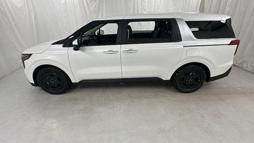Snow White Pearl 2026 Kia Carnival LXS