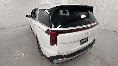 Snow White Pearl 2026 Kia Carnival LXS