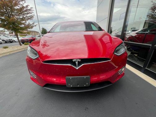 2018 Tesla Model X 
