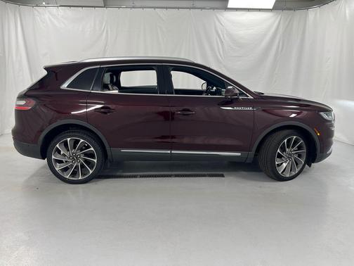 2021 Lincoln Nautilus Reserve