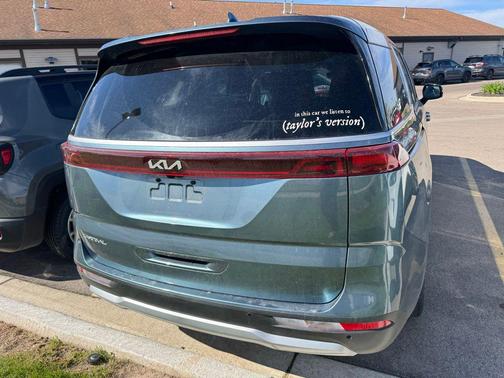 Astra Blue 2024 Kia Carnival EX