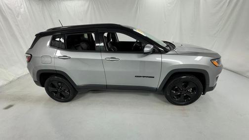 Billet Silver Metallic Clearcoat 2020 Jeep Compass Latitude