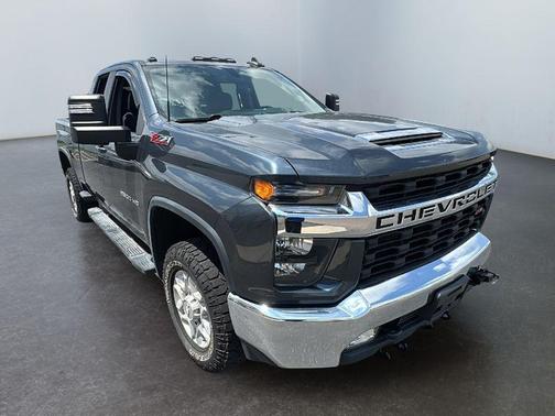 Shadow Gray Metallic 2020 Chevrolet Silverado 2500 LT