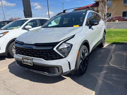 Wolf Gray 2023 Kia Sportage X-Line