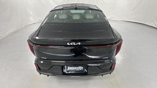2025 Kia K4 GT-Line Turbo