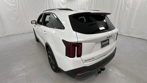 Snow White Pearl 2026 Kia Sorento Hybrid SX Prestige