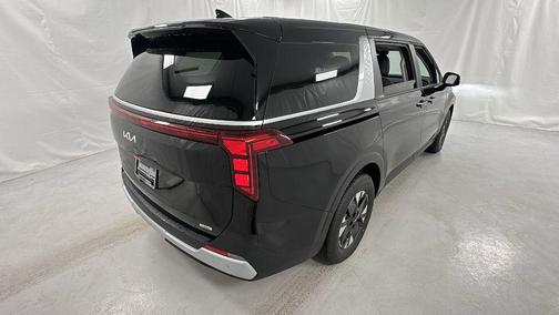 Aurora Black Pearl 2026 Kia Carnival Hybrid LXS