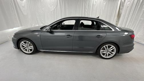 2023 Audi A4 45 S line Premium Plus