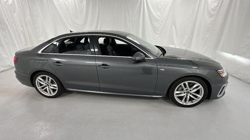 2023 Audi A4 45 S line Premium Plus