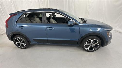 2025 Kia Niro Touring