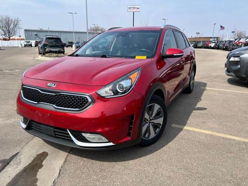 Runway Red 2019 Kia Niro EX