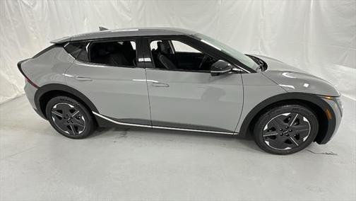 2025 Kia EV6 Light Long Range