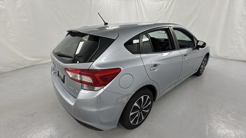 2019 Subaru Impreza 2.0i