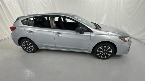 2019 Subaru Impreza 2.0i