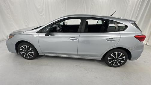 2019 Subaru Impreza 2.0i